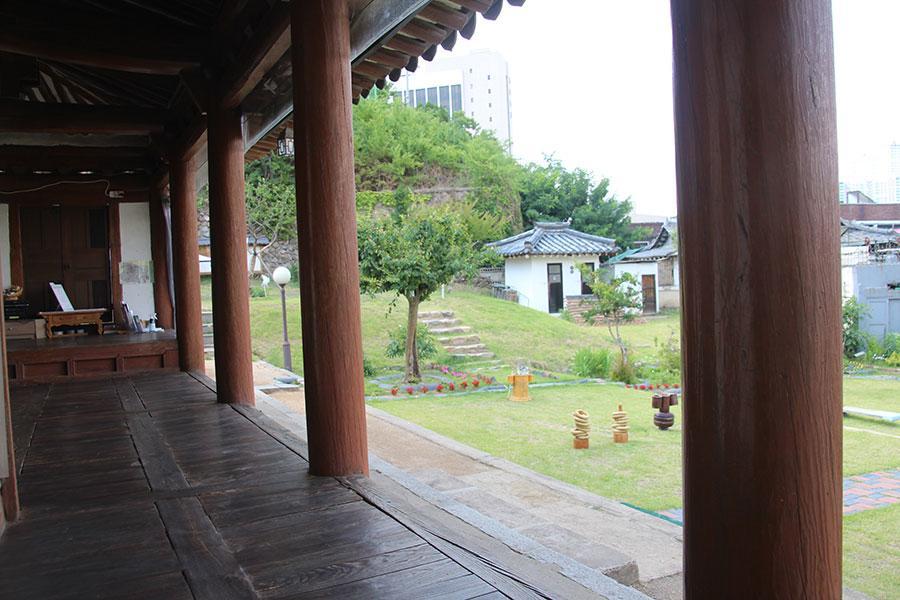 Former Guamseowon Hanok Guesthouse Daegu Exterior foto