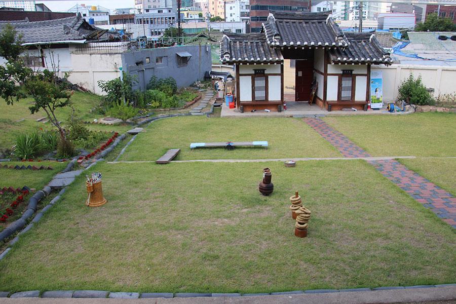 Former Guamseowon Hanok Guesthouse Daegu Exterior foto