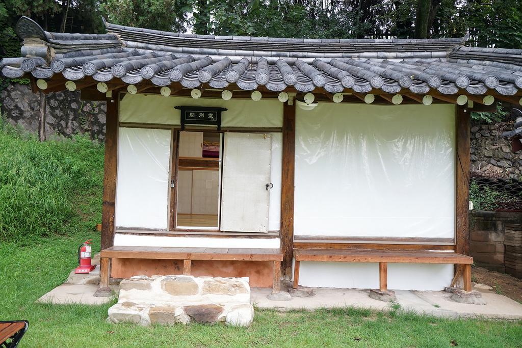 Former Guamseowon Hanok Guesthouse Daegu Exterior foto