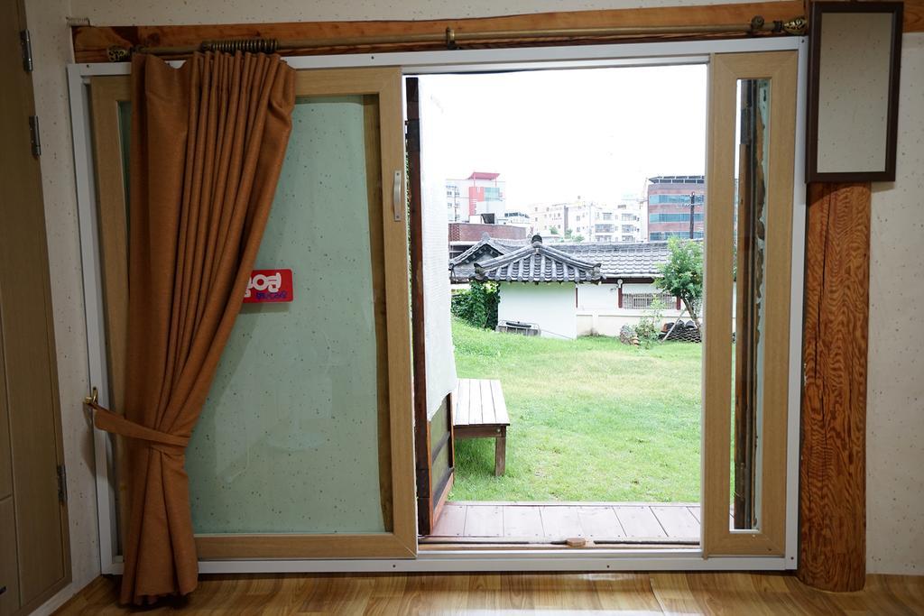 Former Guamseowon Hanok Guesthouse Daegu Exterior foto